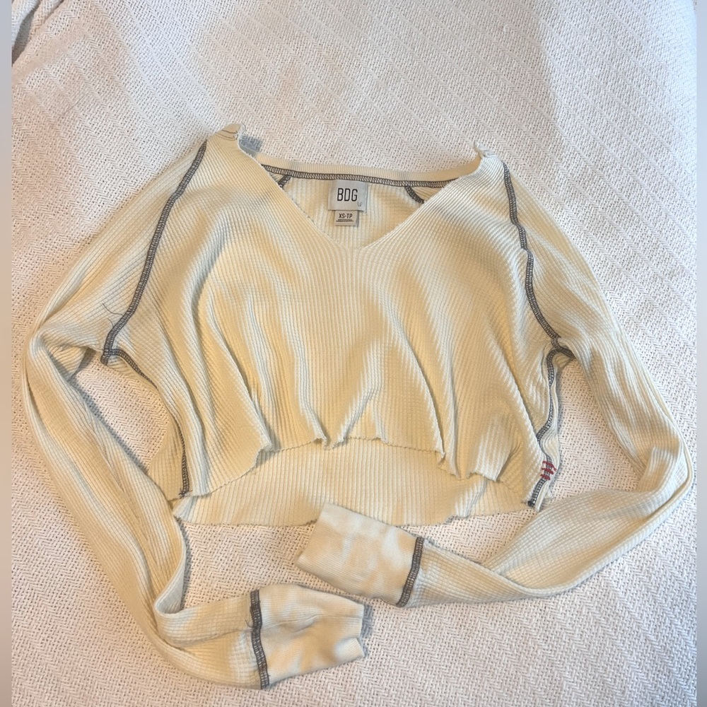 urban outfitters cropped long sleeve